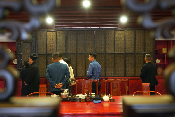 20230411钟道长接待湖北阳新领导一行（照片，参观功能馆，谢俞宏，索尼） (19).jpg